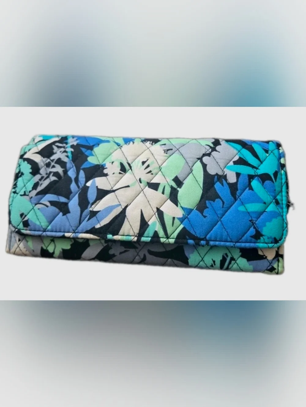Vera Bradley Tri-fold Wallet Magnetic Closure Clutch Camofloral Retired Blue EUC - Picture 1 of 9